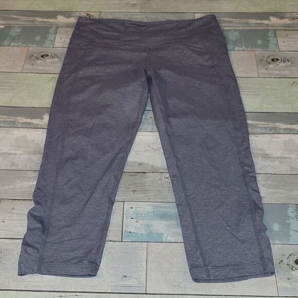 Athleta Workout Capris size Small - Picture 1 of 5